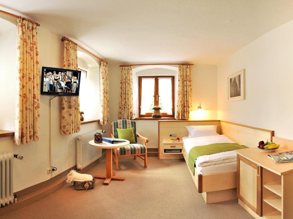 Single Room,28122890:JPEG